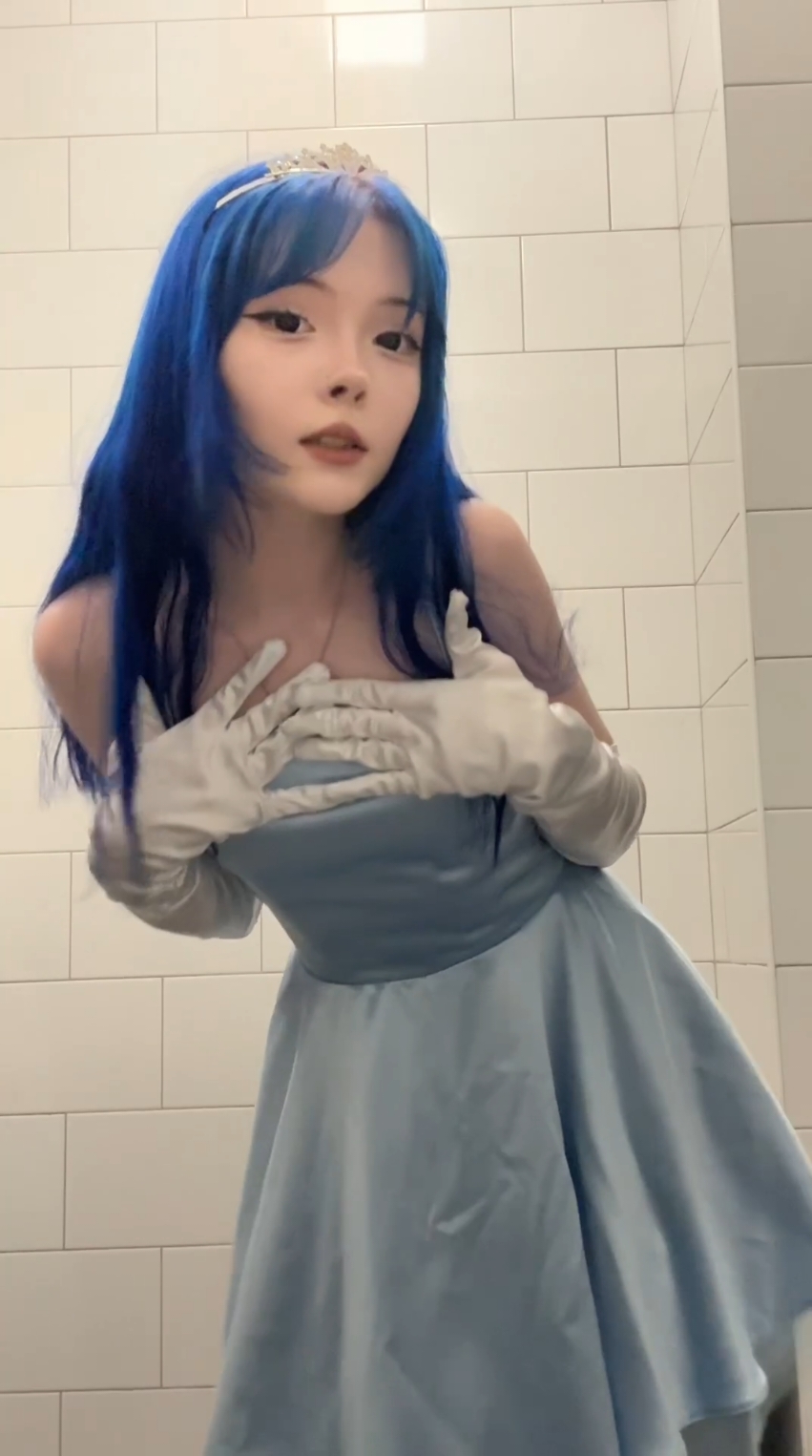 @неко𖤐