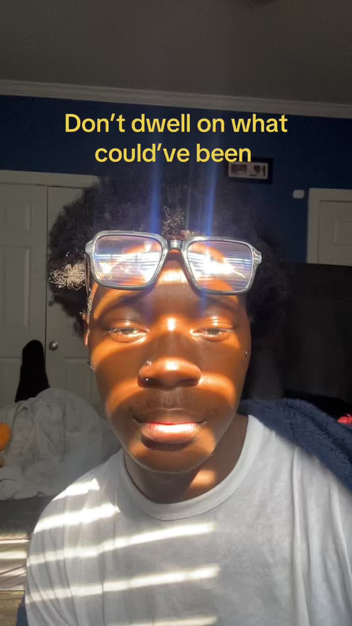 @M O B