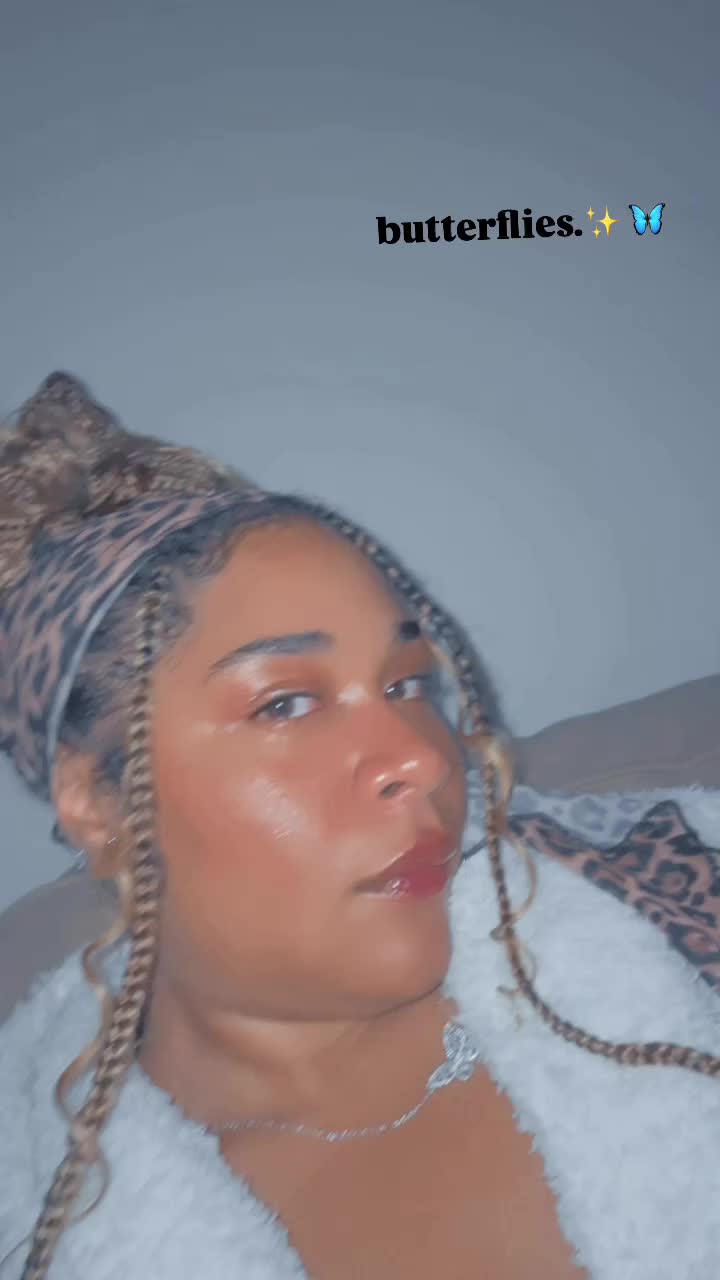 @Ebonie L