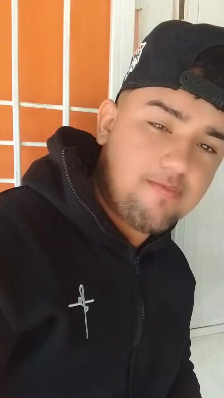@Javier.😍👻