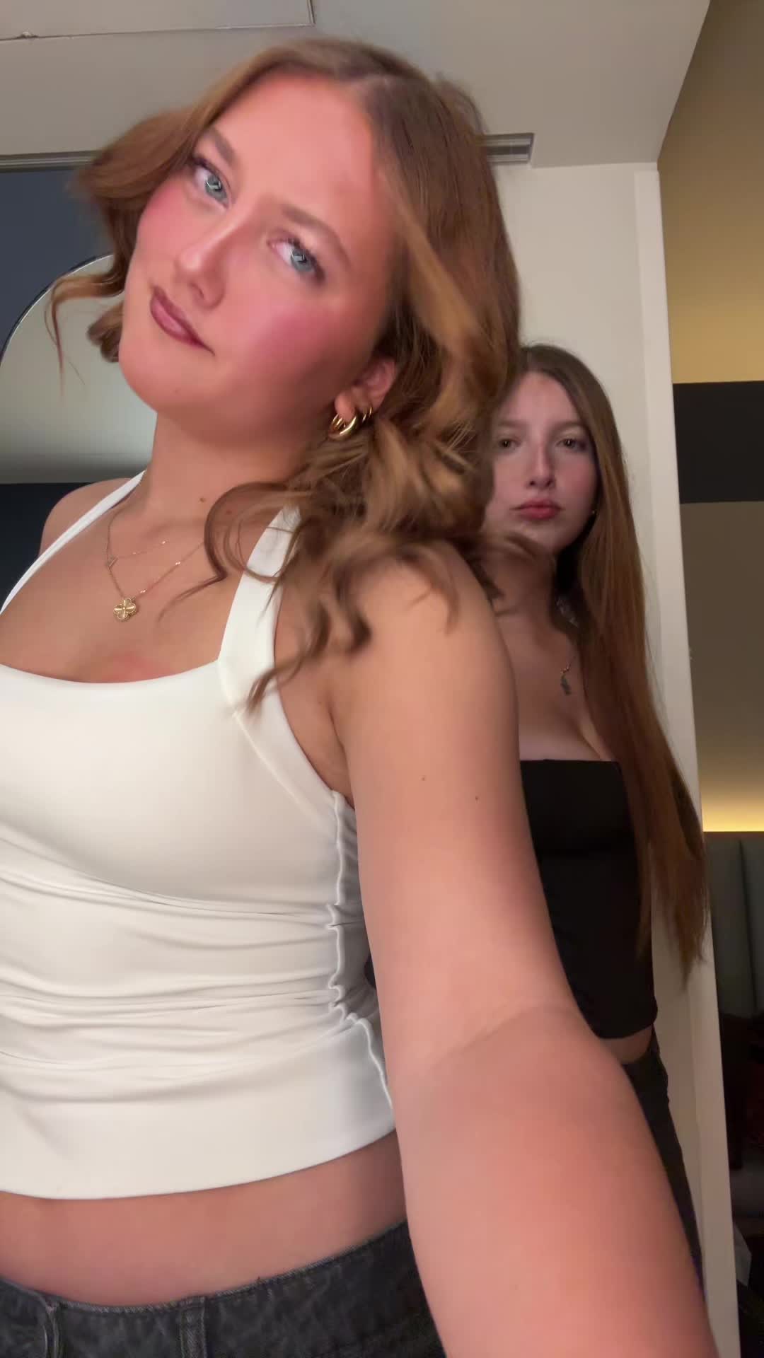@&zwj;L&eacute;a