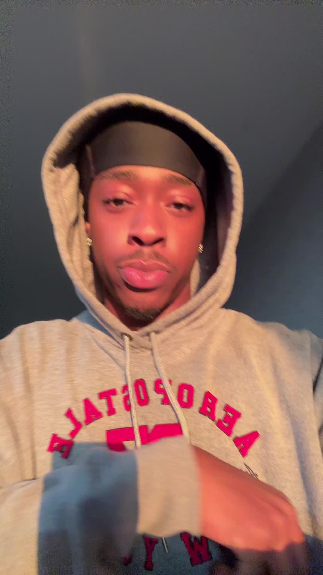 @🧑🏾🦯➡️