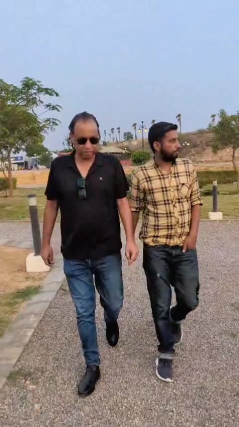 @AFTAB Khan official