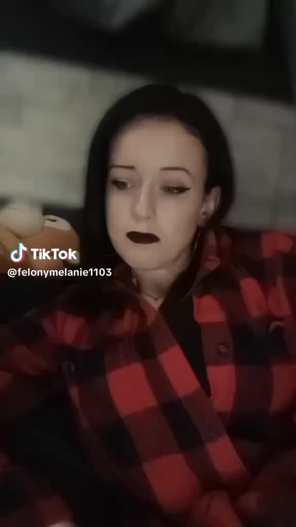 @FelonyMelanie87