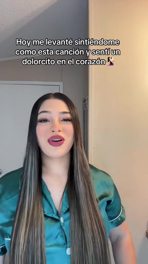 @Vaquerita👩🏻🌾 latina