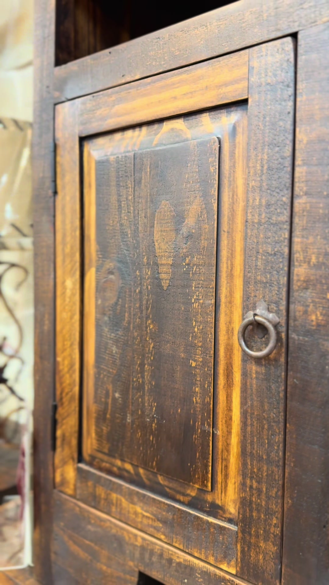 @RusticFurnitureDepot