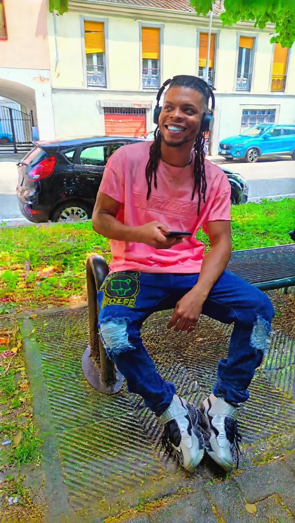 @SMILEBOY🧿🧘♂️💡⚓️