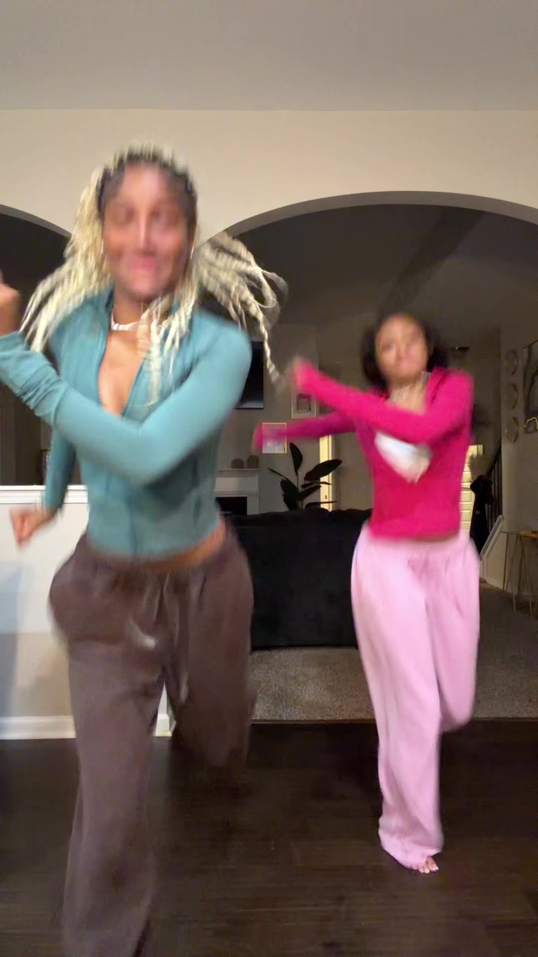 @zarhia