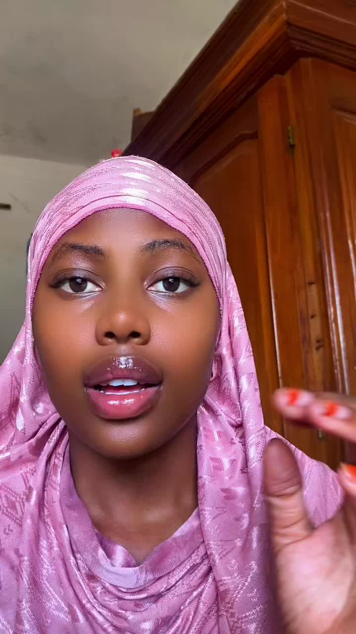 @Fille curieuse 🧐