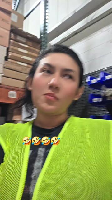 @Sasha🫰🦋