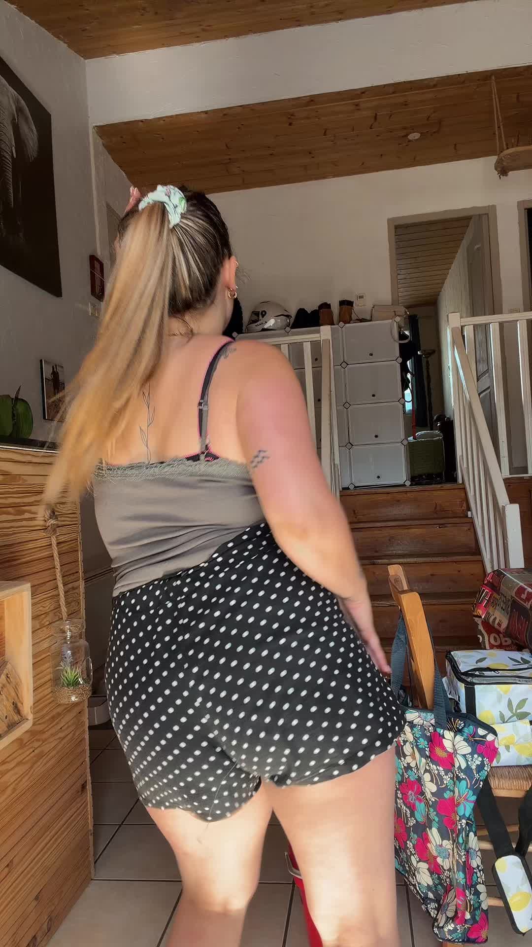 @Juju l&rsquo;unique 🤷🏼&zwj;♀️