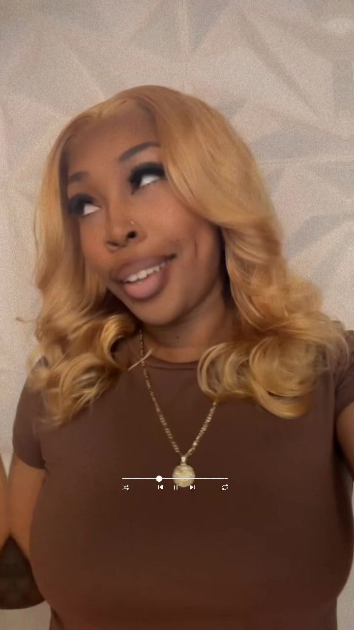 @HerPrettyAzz💋