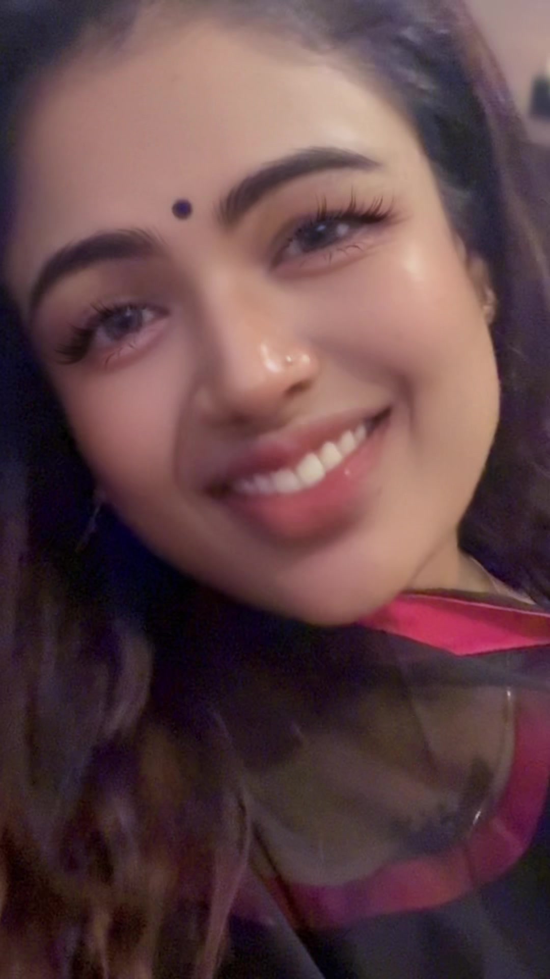 @❤️v. thiyaa❤️