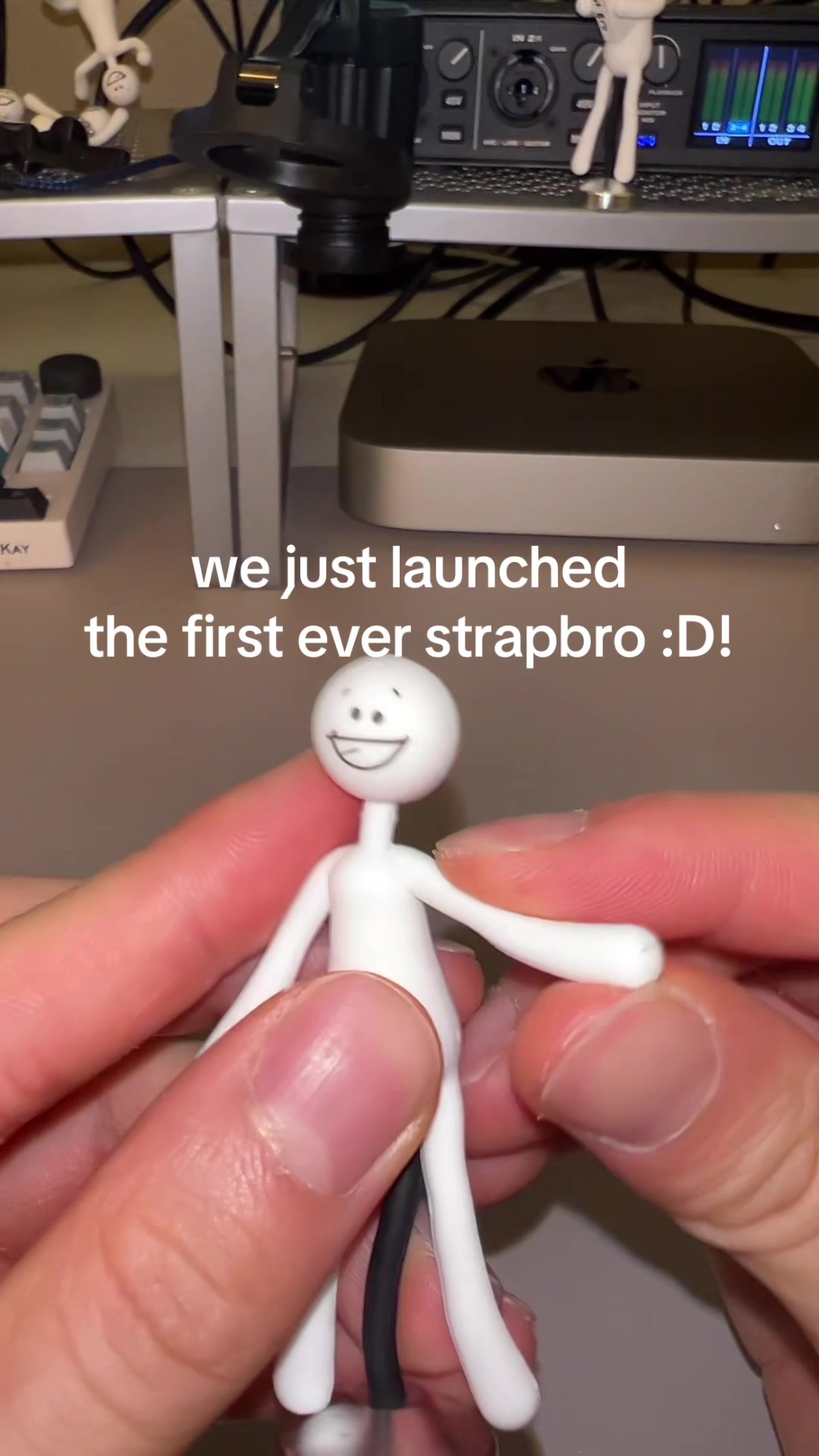 @strapbro 🦭