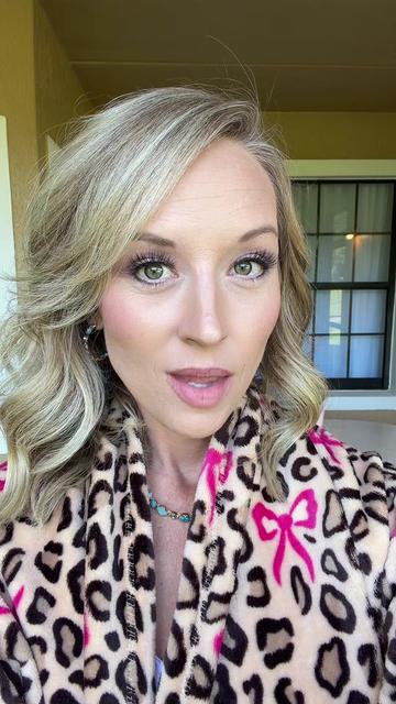@Kylee | Boujee Barnwood Bling