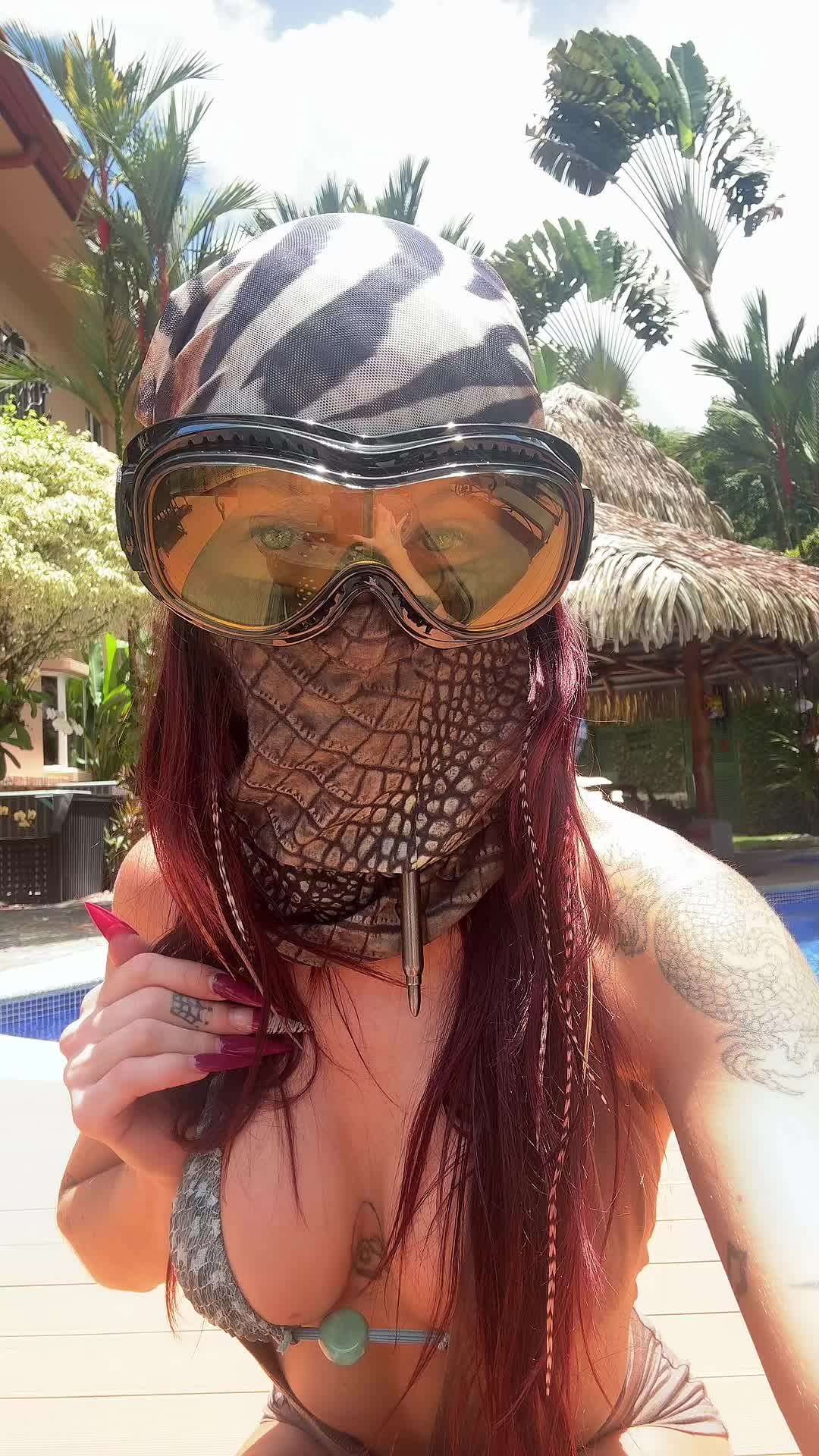 @onherknees