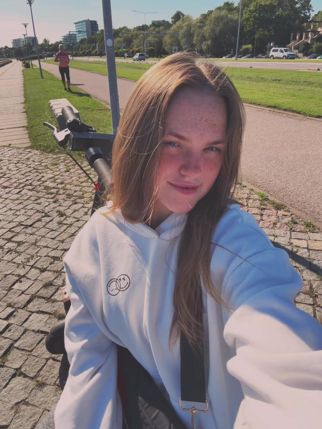 @Ritok🍍💜