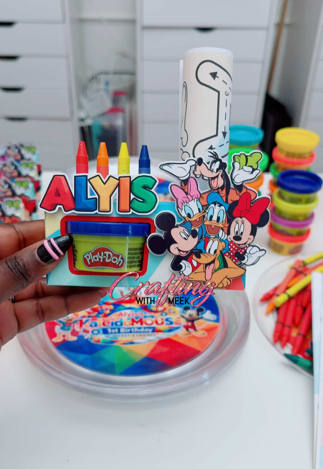@Crafting w/ Meek♡