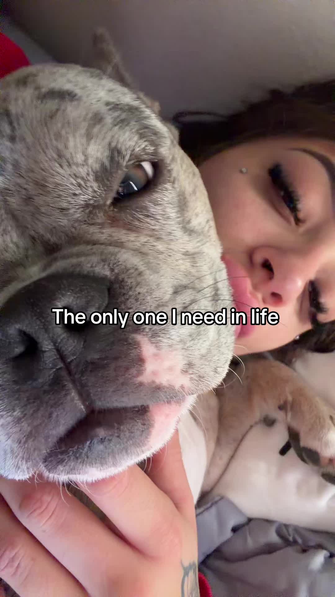 @𝑚𝑎𝑟𝑖𝑠𝑠𝑎