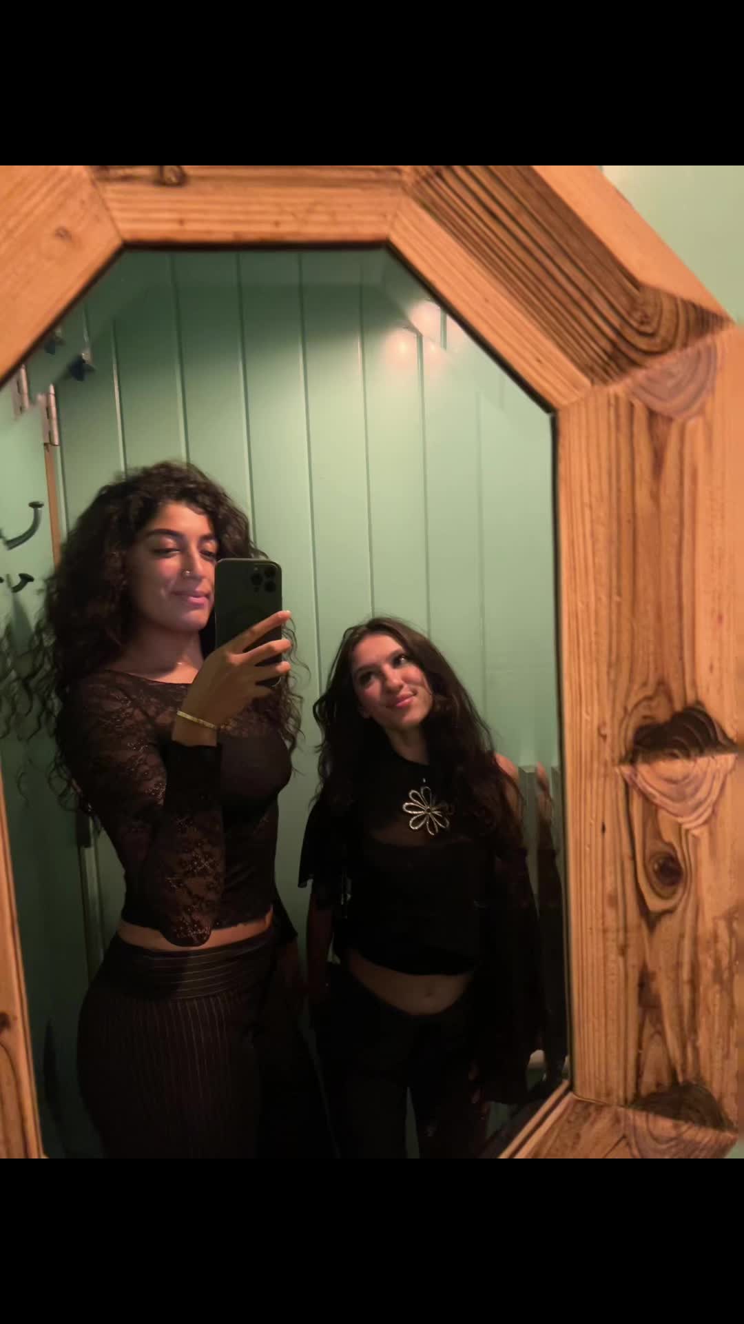 @Nikkibordbar