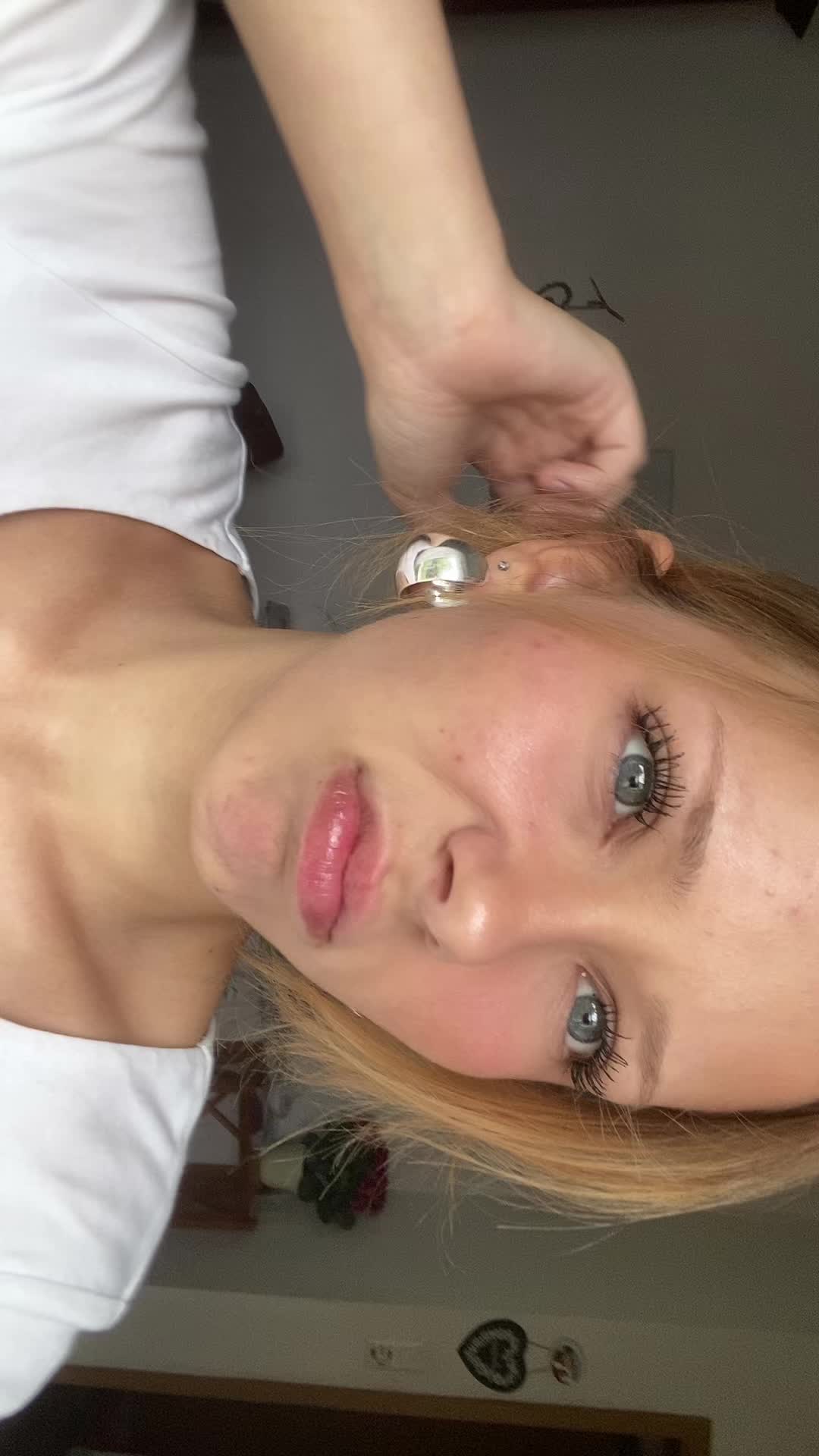 @Lara