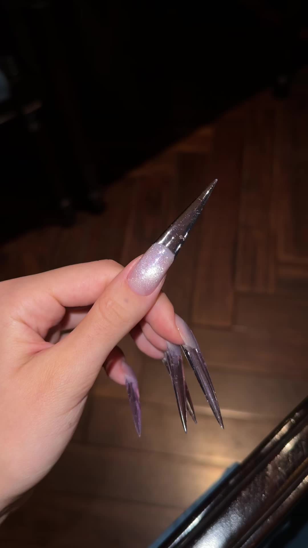 @Vivi | Nail Artist | Stuttgart