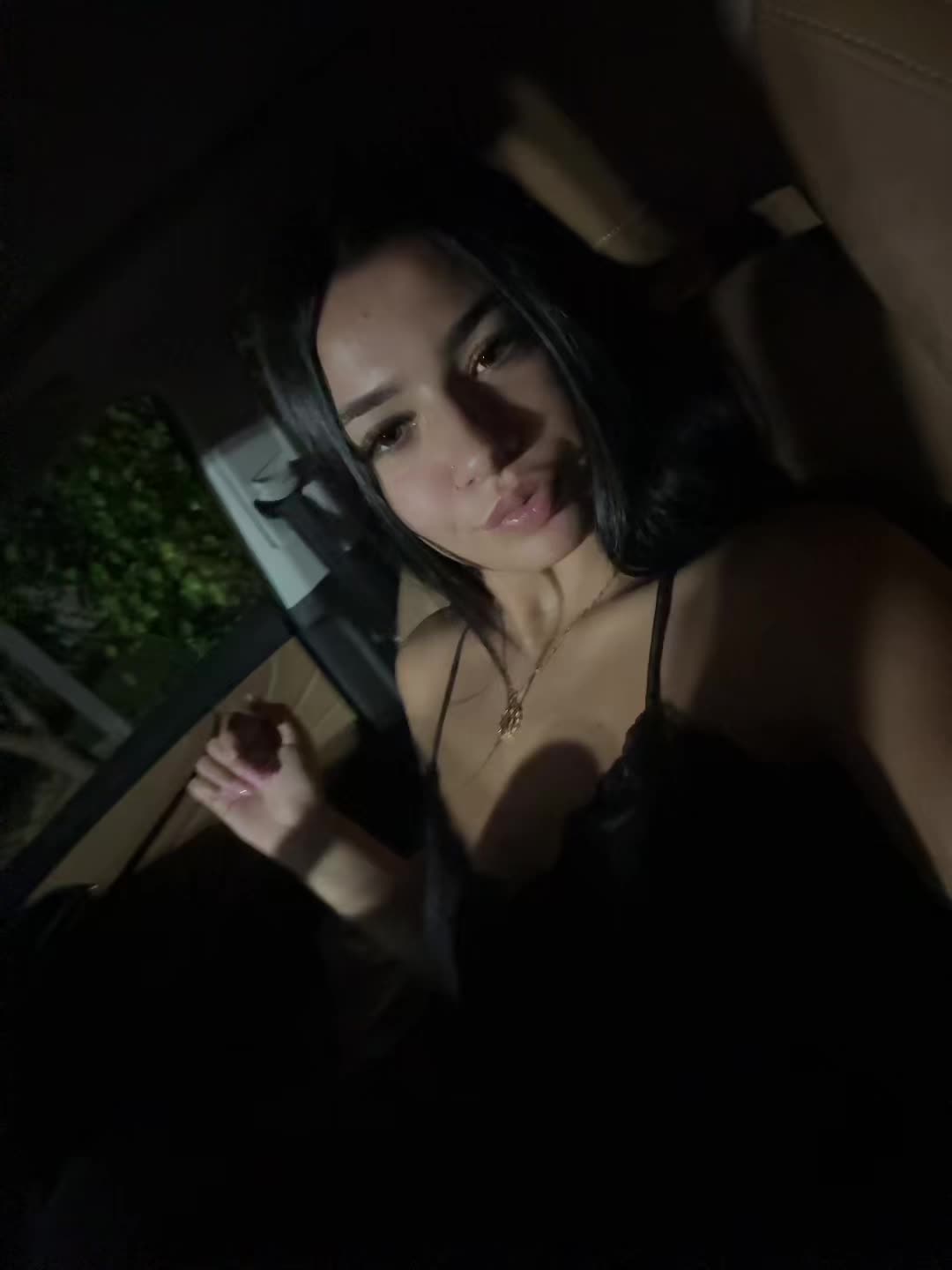 @izzyyoung