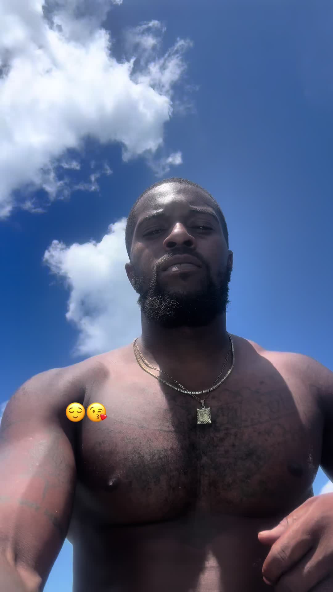 @Tj🙂&zwj;&harr;️