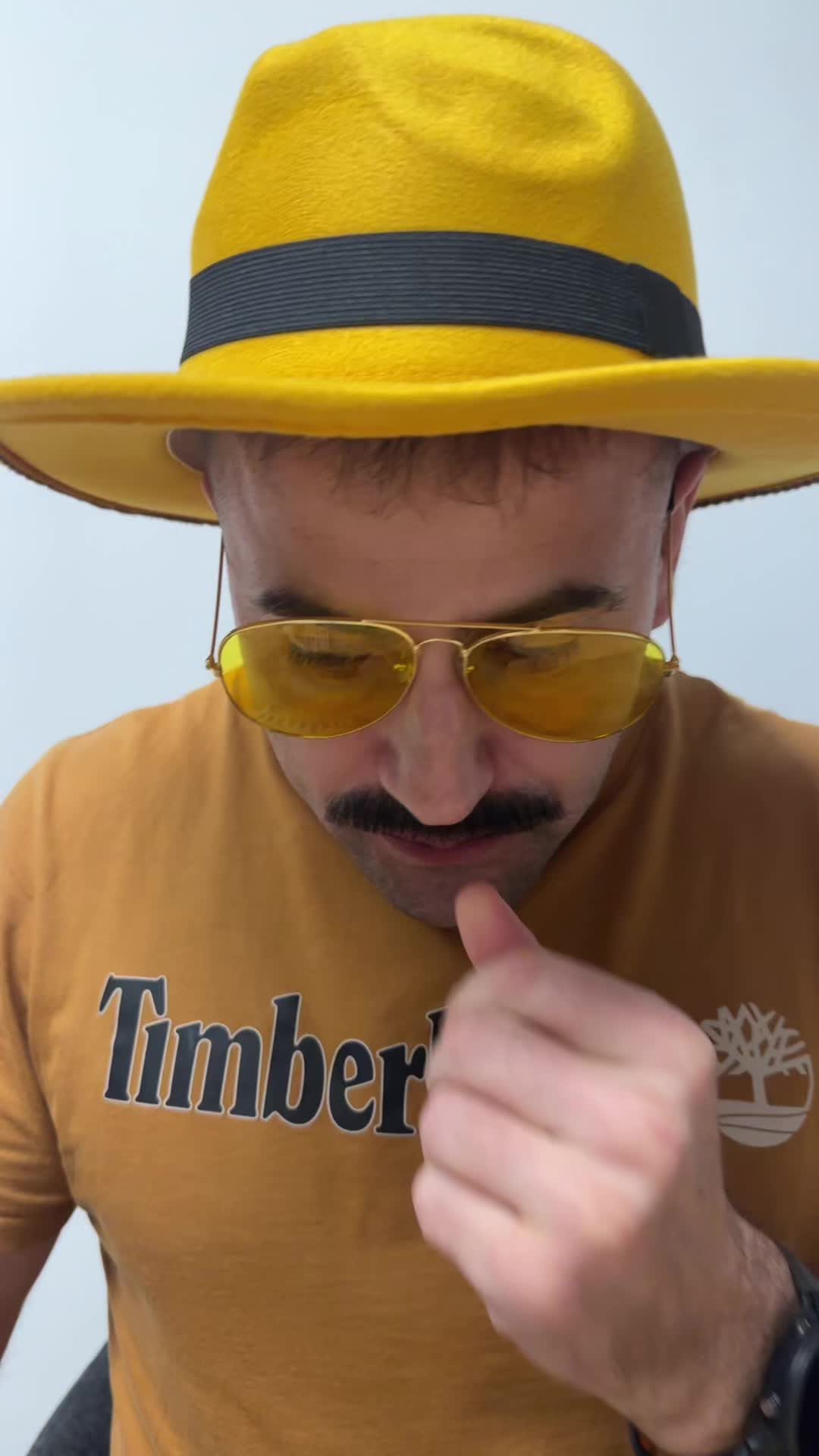@queensell_games