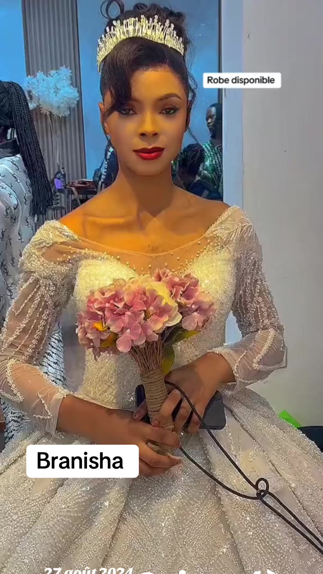 @DEBORAH TSHISALU NGANDU