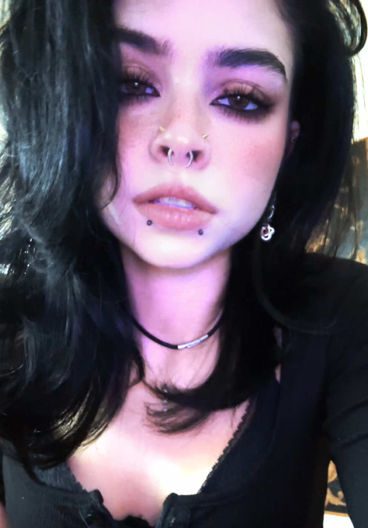@bella