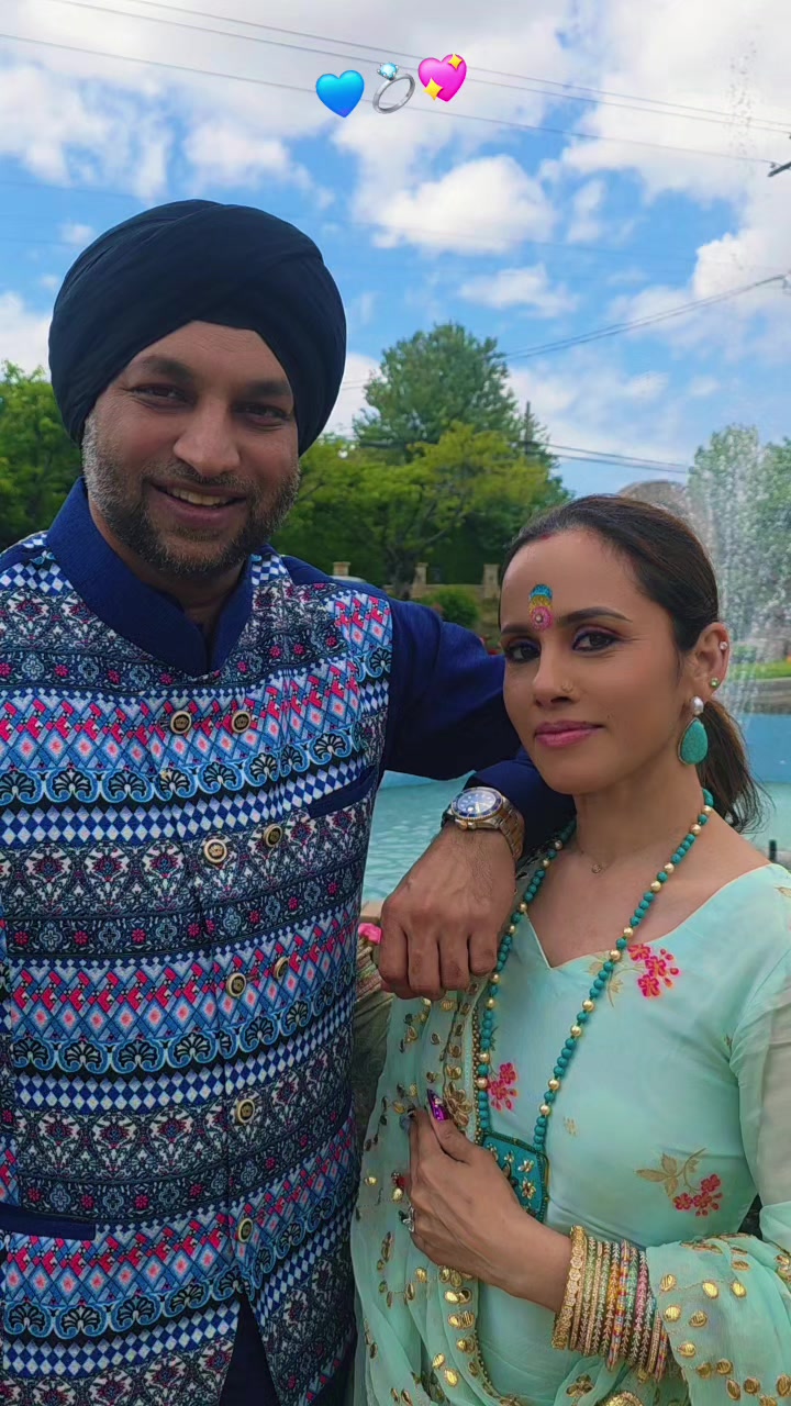 @ROOHI DHILLON🇮🇳❤️🇦🇪❤️🇨🇦
