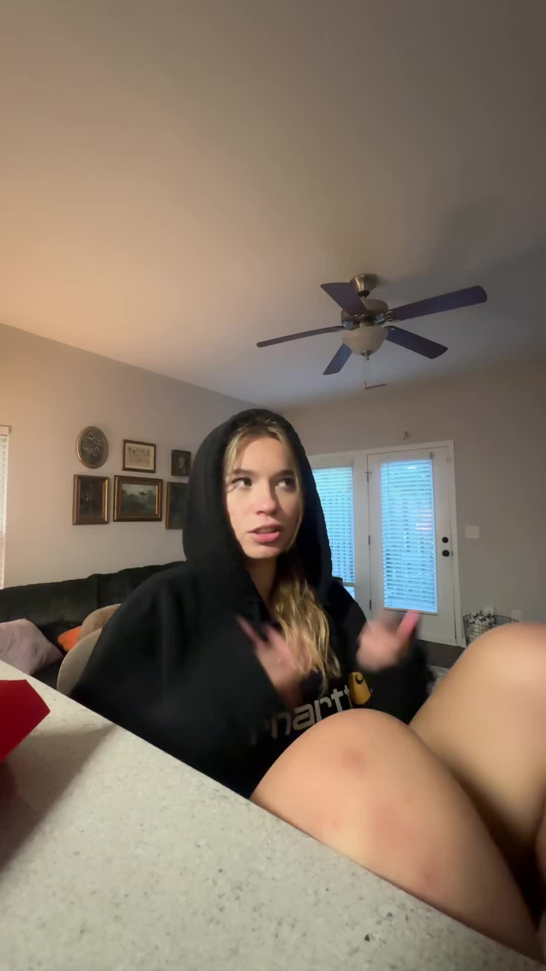 @Lauren Kathryn🍑
