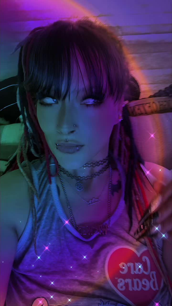 @PsychoticAngel420