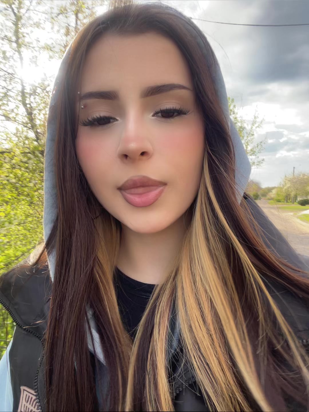 @Лада🙋🏿♀️