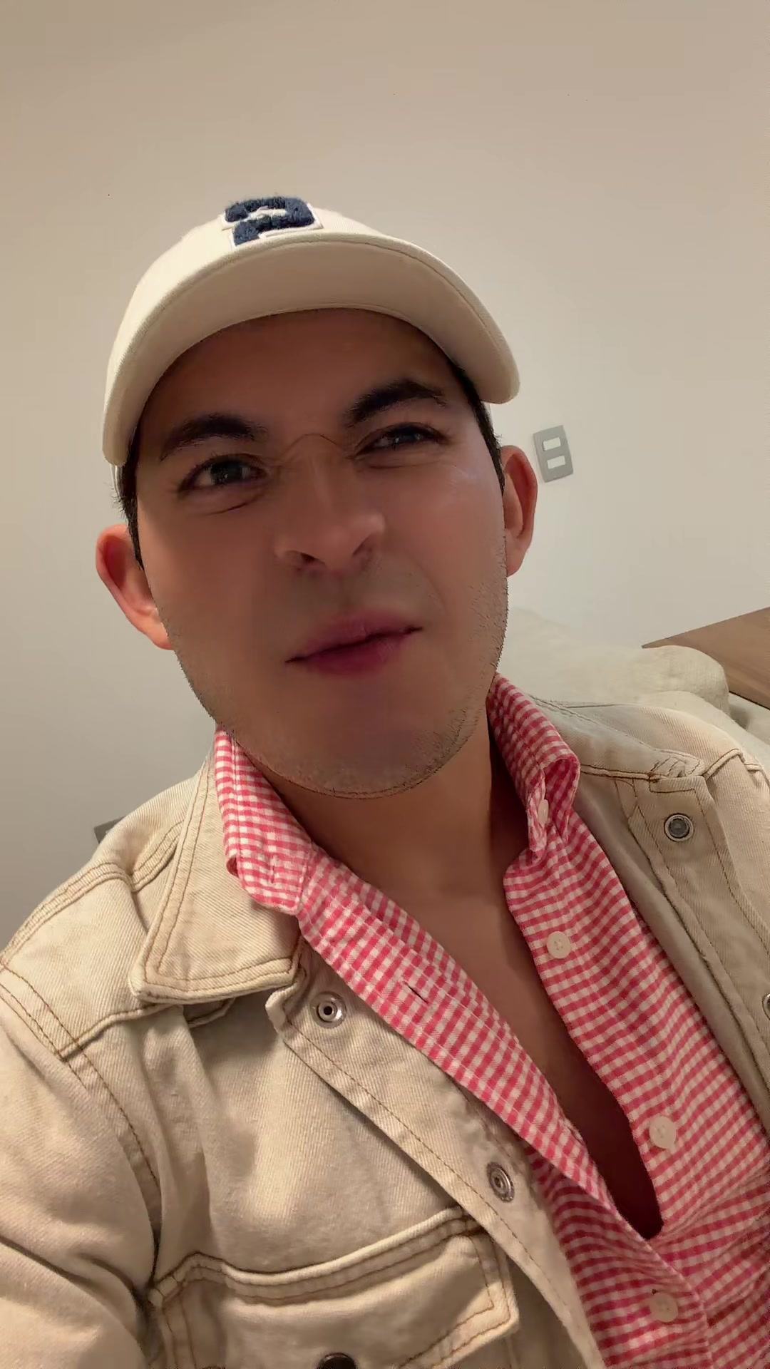 @Soysebascv