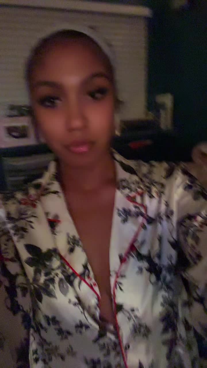 @Lay🤍