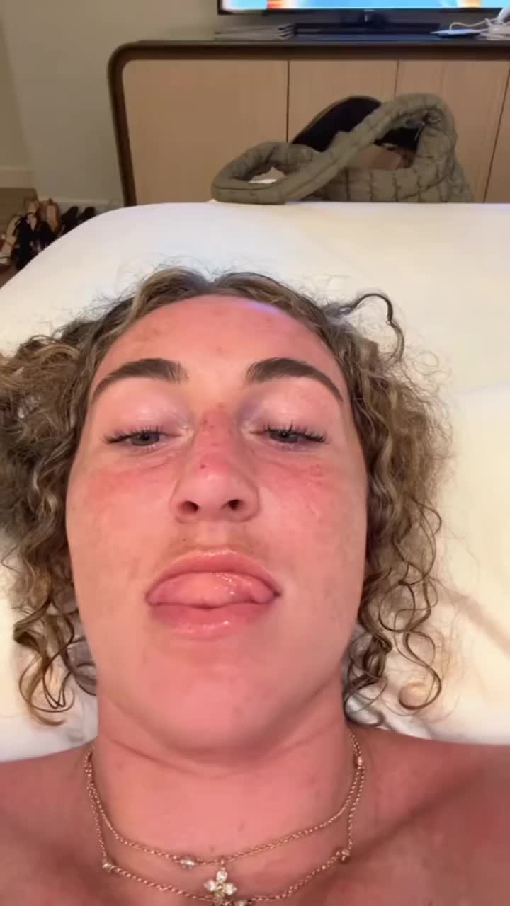@karlyetaylor