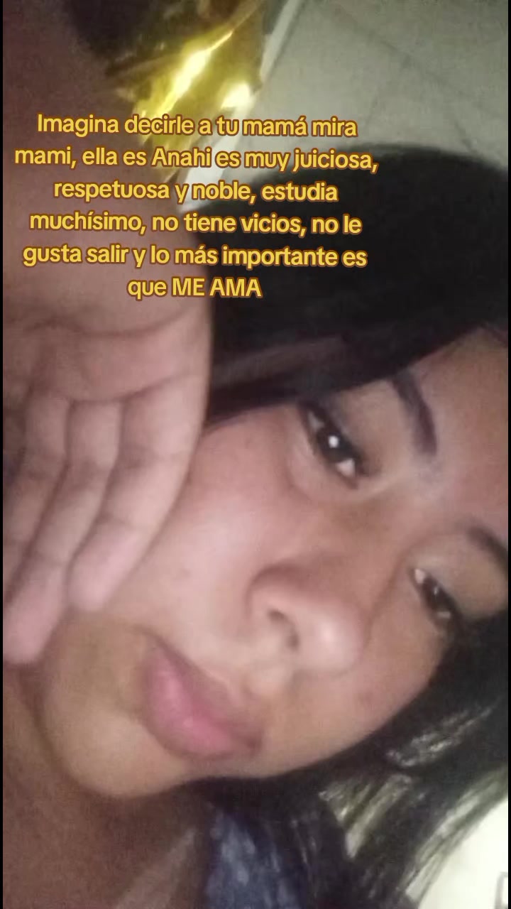 @👩🏻