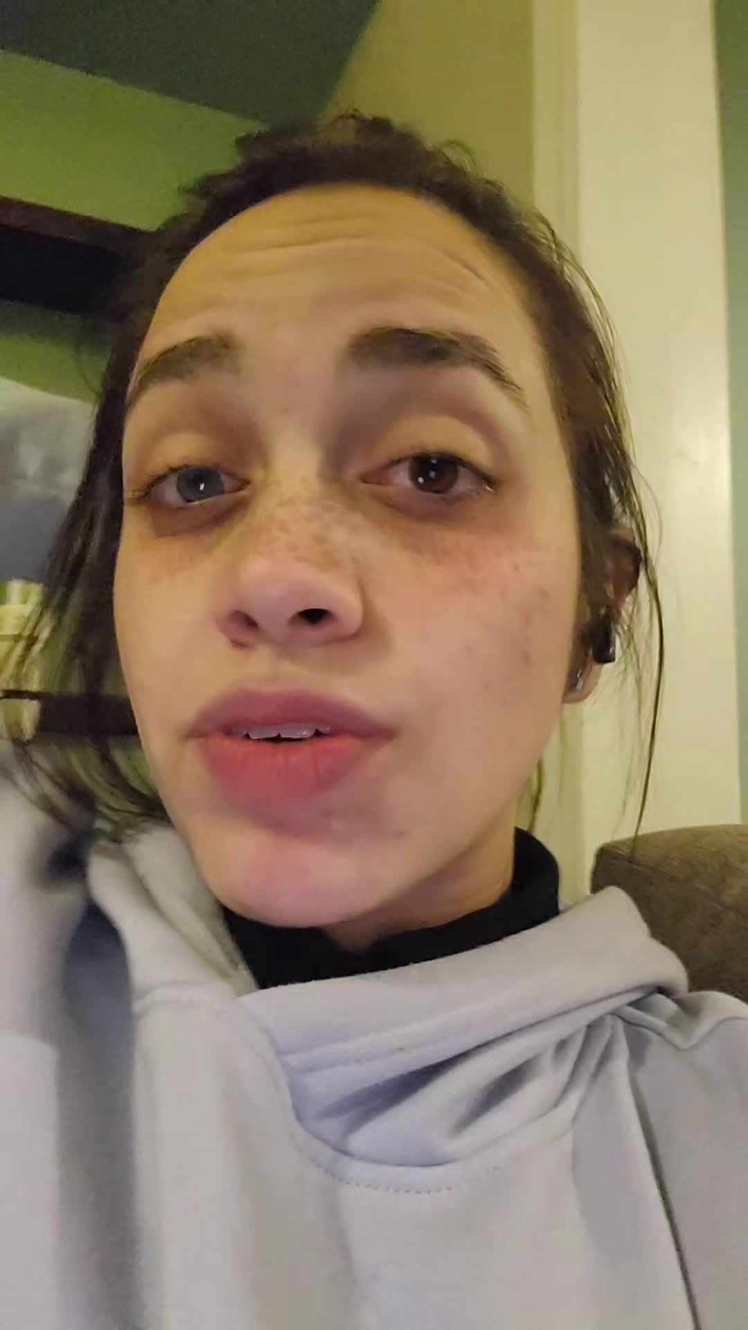 @Sabrina