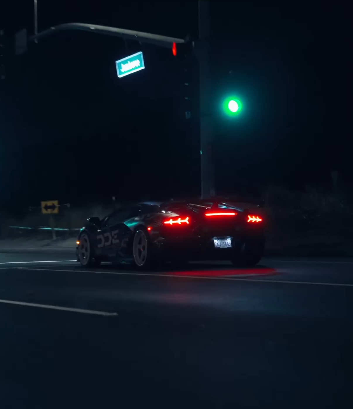@𝙏𝙊𝙉𝙔