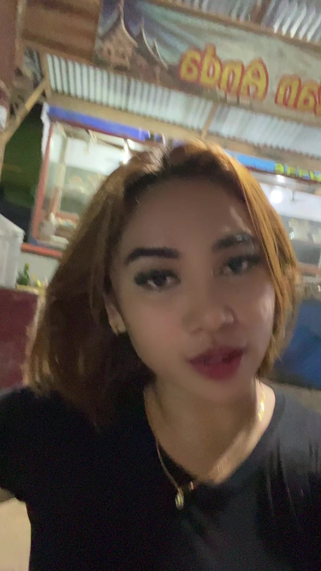 @julia frinella sari
