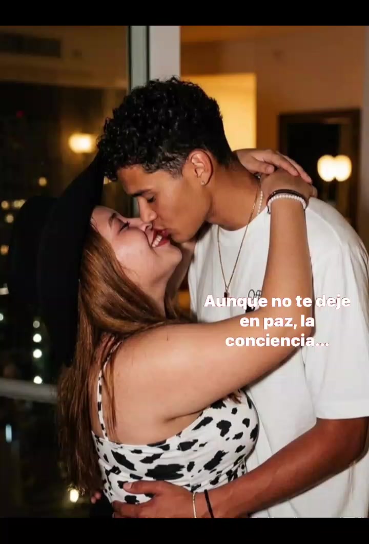 @sakzuky 🍍