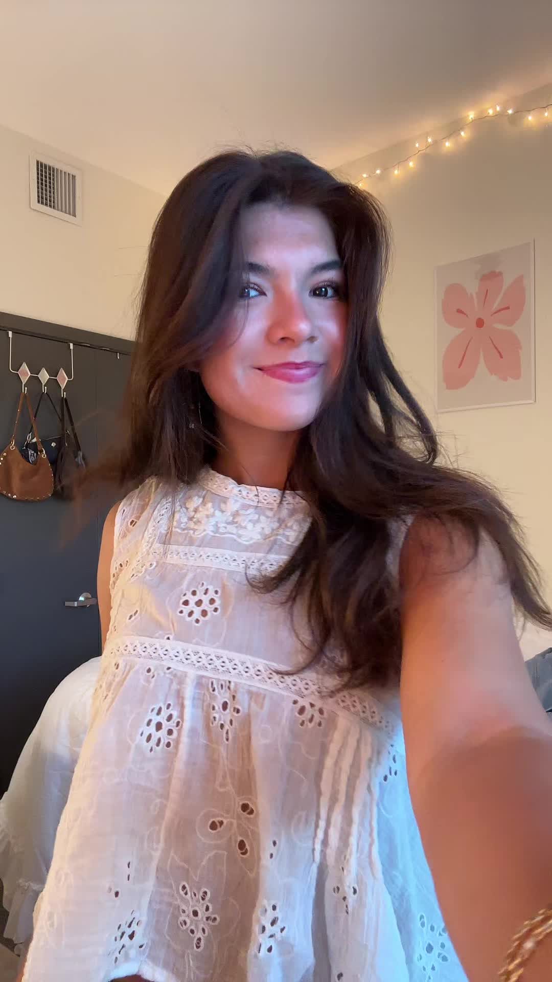 @Ella