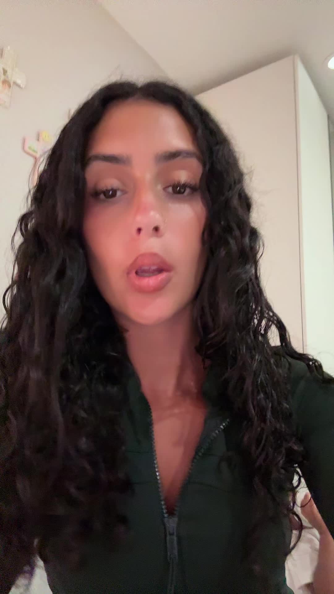 @Analuiza
