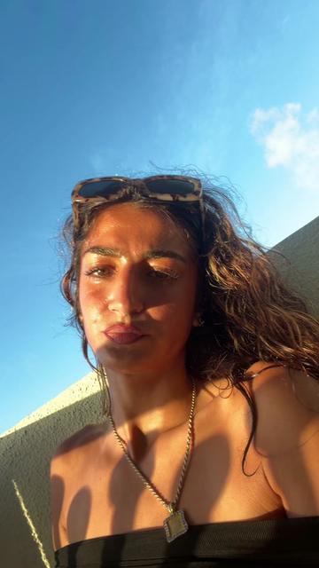 @Eva