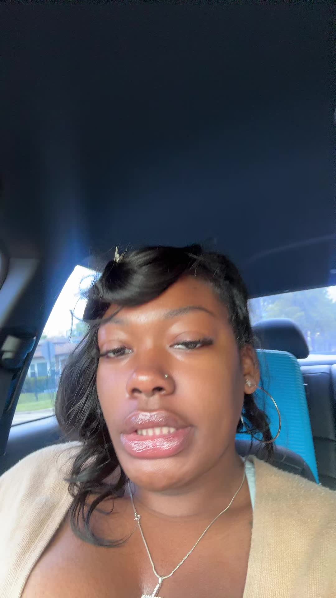 @MelaninMonroe