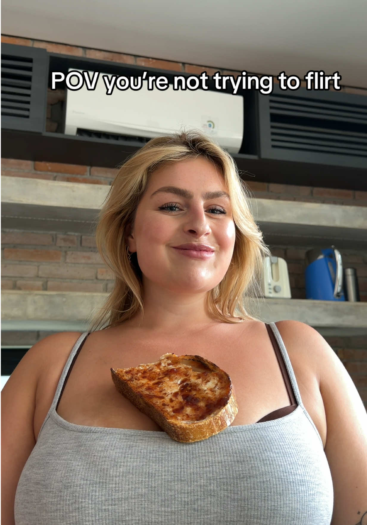 @curvychubbygirl