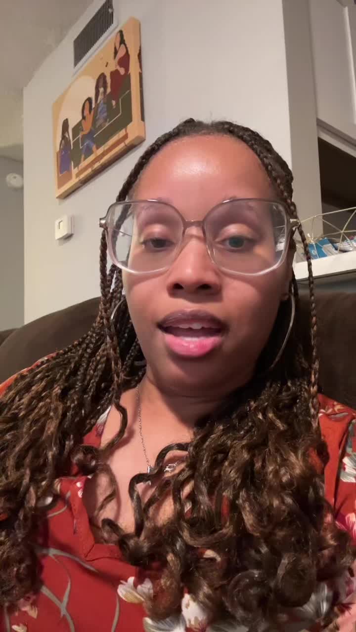 @Kayla | Hot Girl Blerd