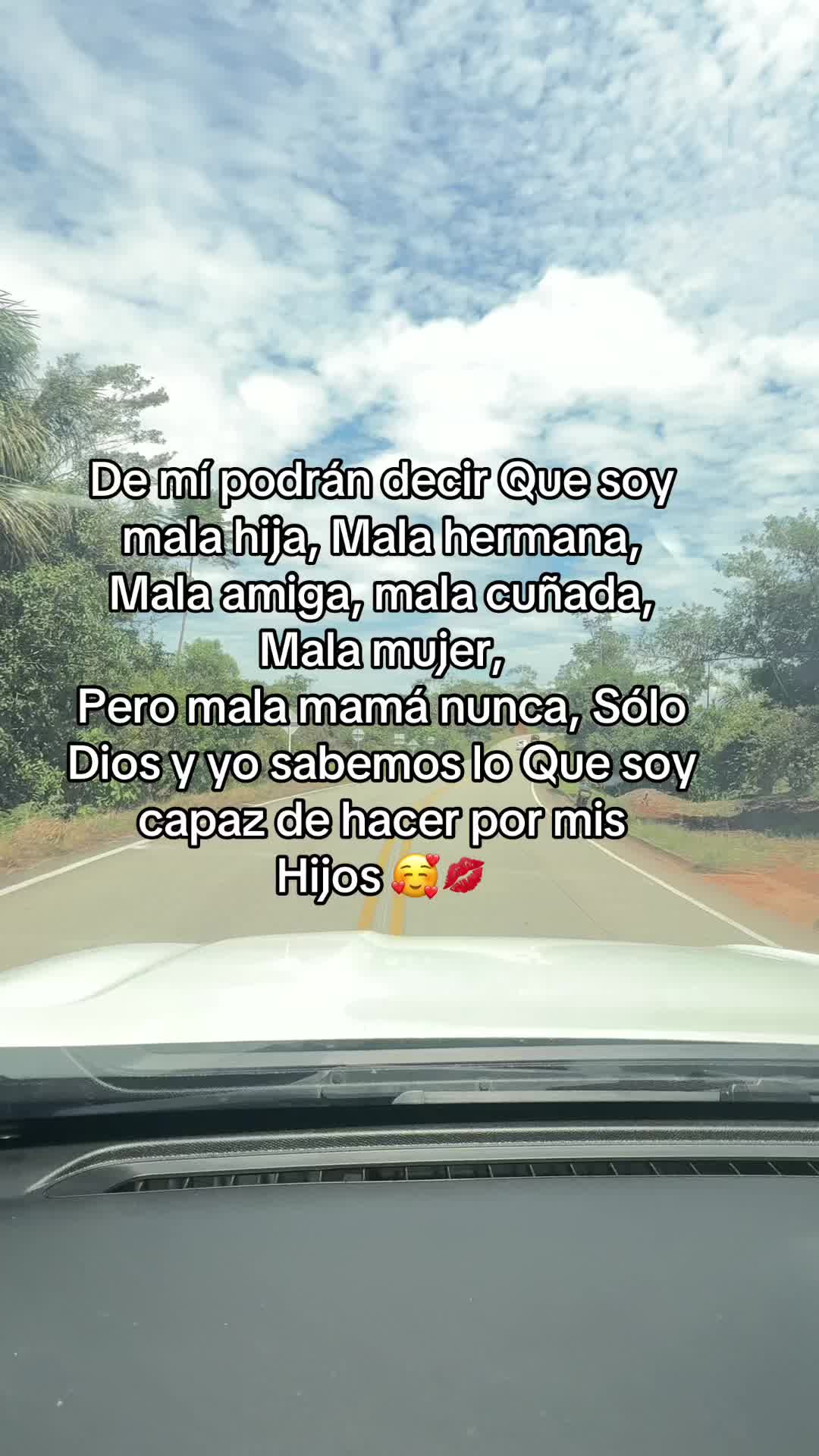 @Mgtr Carla González